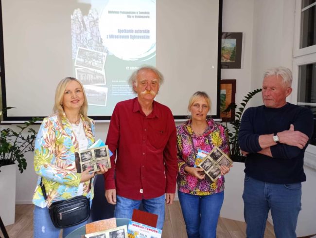 na zdjęciu i uczestnik spotkania