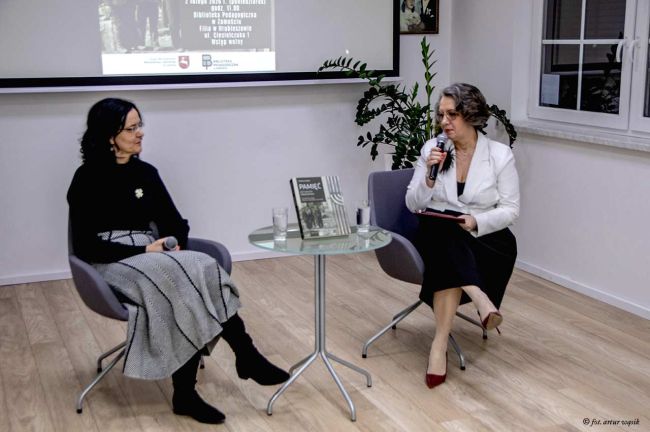 Prof. Sabina Bober, dyrektor Dorota Mach