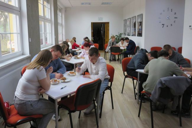 na zdjęciu uczestnicy Hrubieszowskiego Święta Poezji