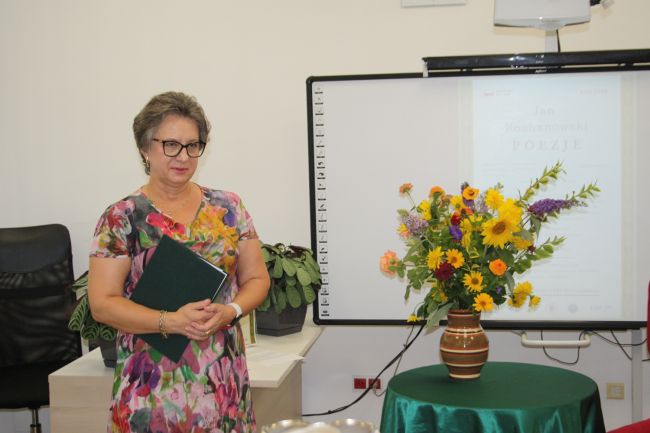 Dyrektor Biblioteki Pedagogicznej w Zamościu wita wszystkich na Narodowym Czytaniu.