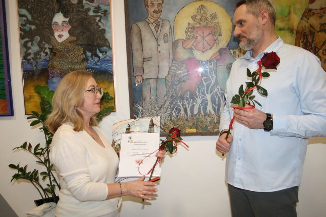 Wicedyrektor Biblioteki Pedagogicznej w Zamościu oraz dyrektor Młodzieżowego Domu Kultury w Zamościu.